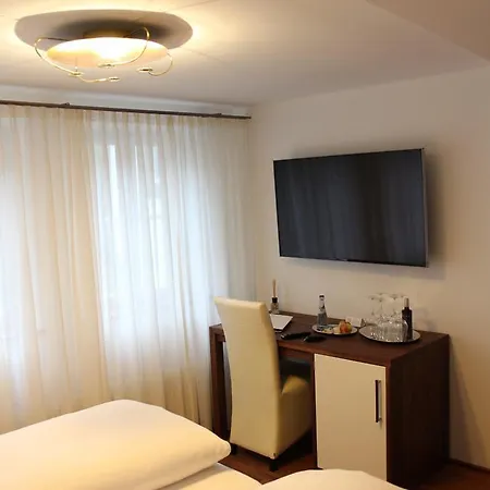 Schmales Haus Hotel