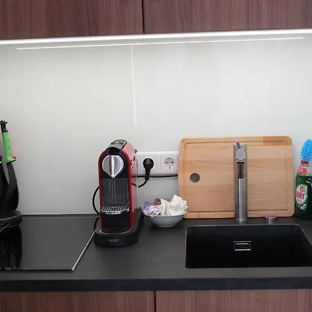 Отель Schmales Haus