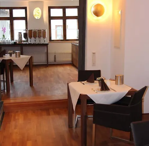 Schmales Haus Hotel 2*